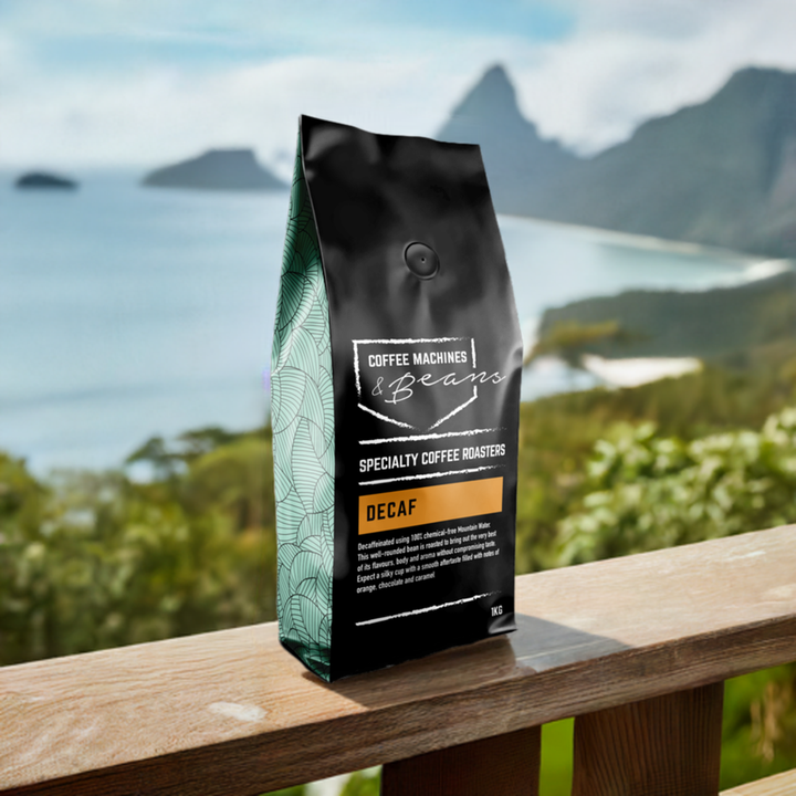 Café descafeinado con agua suiza